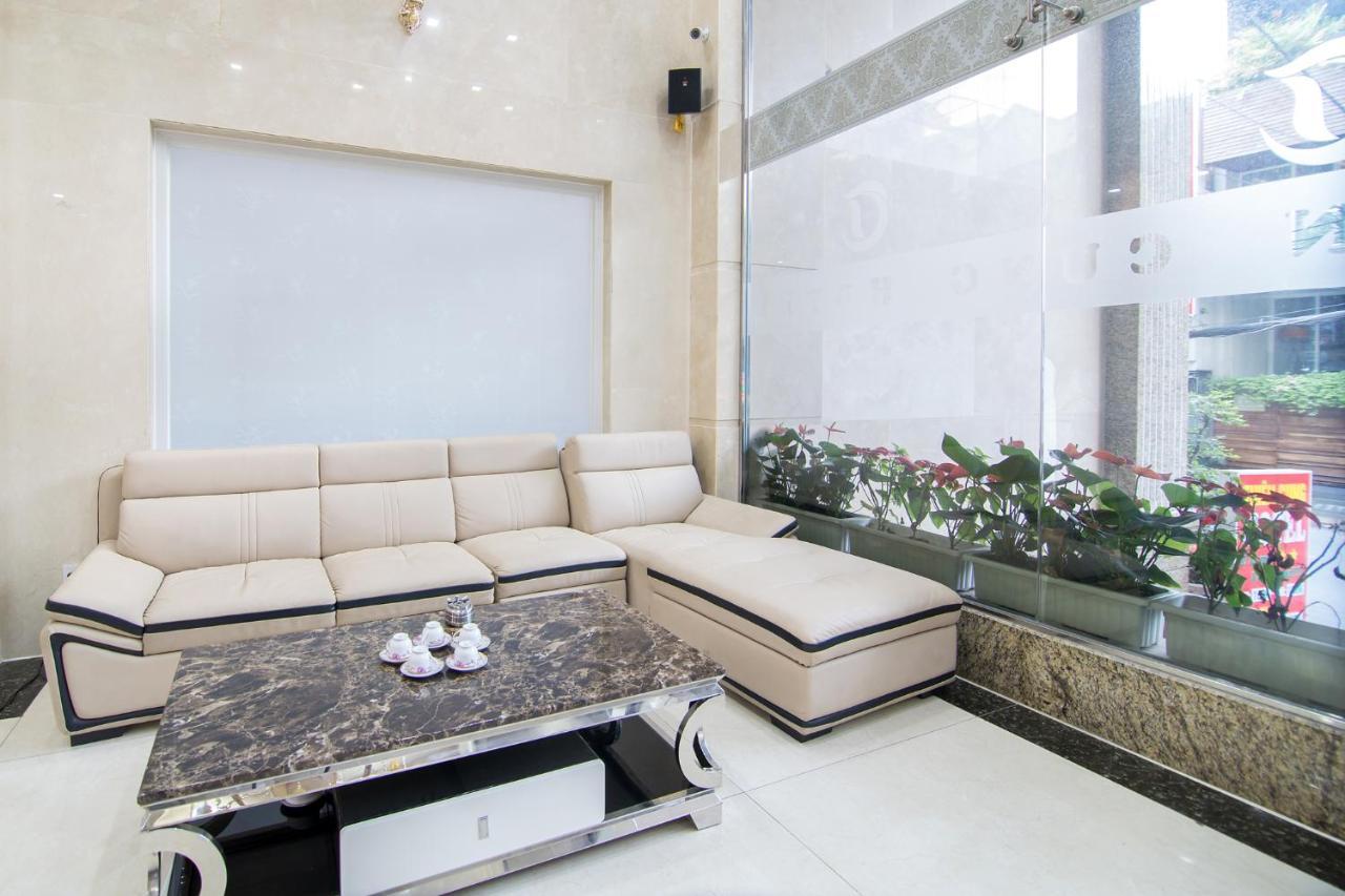 Reddoorz Plus Near Lotte Mart Cong Hoa Ho Şi Min Exterior foto