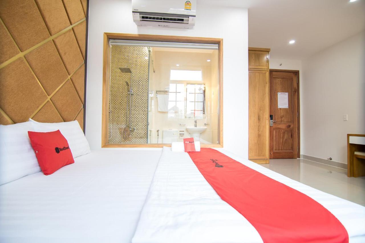 Reddoorz Plus Near Lotte Mart Cong Hoa Ho Şi Min Exterior foto